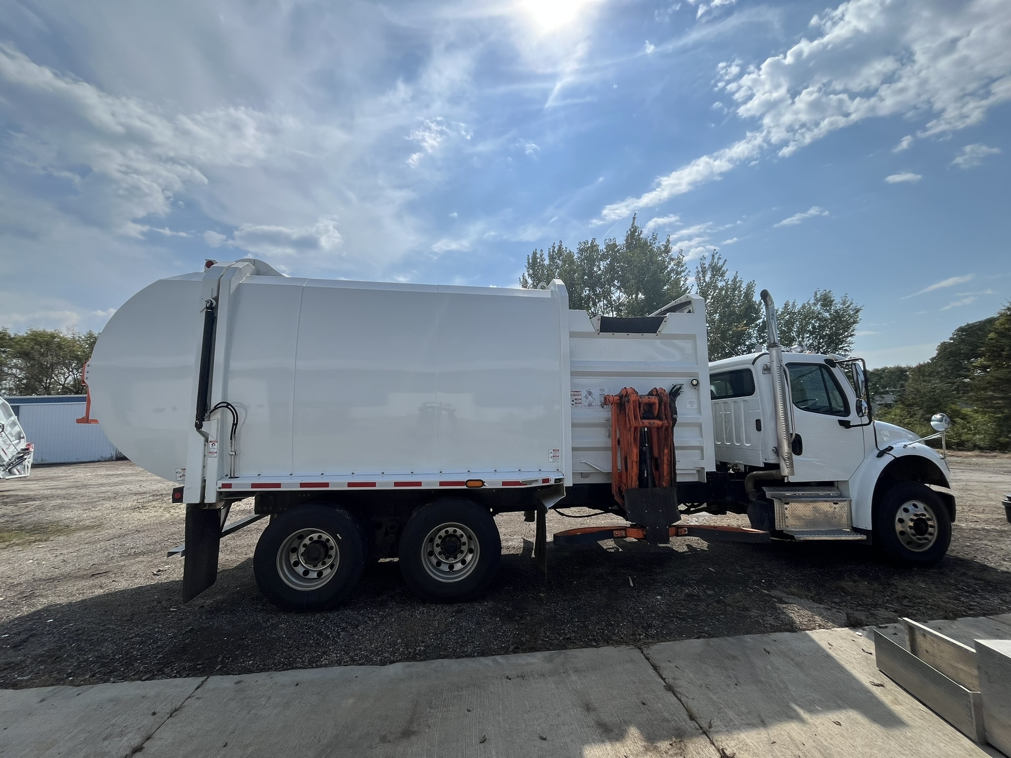 2024 Freightliner M2 Pac-Tech 31YD Bandit ASL garbage truck rental