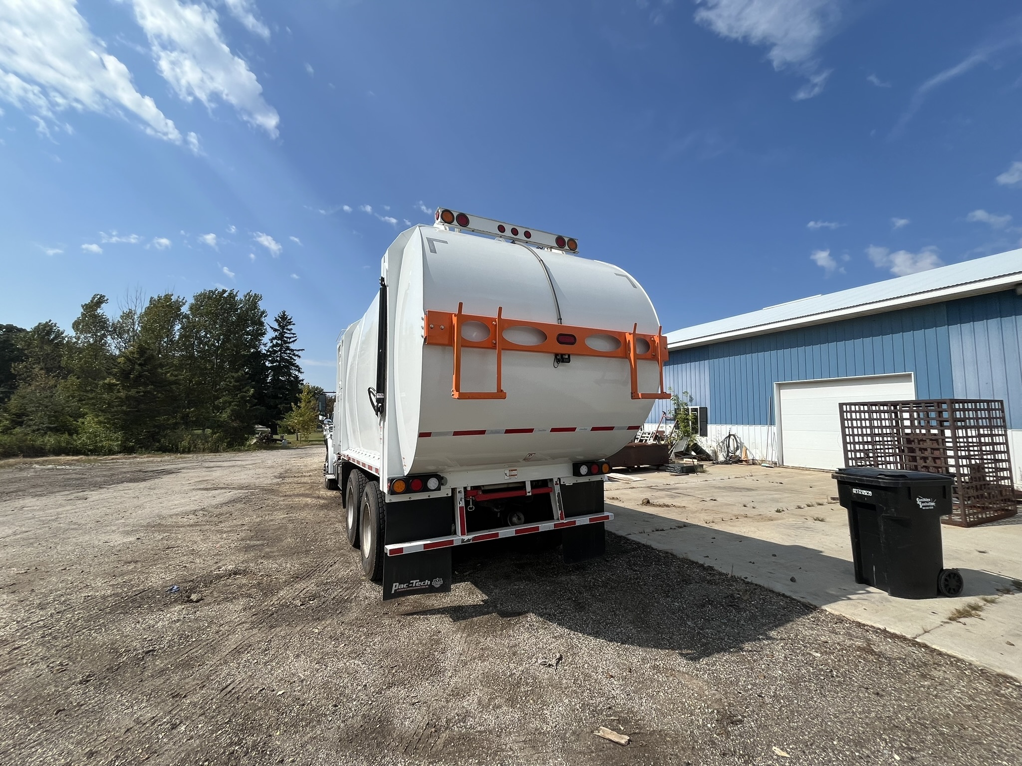 2024 Freightliner M2 Pac-Tech 31YD Bandit ASL garbage truck rental